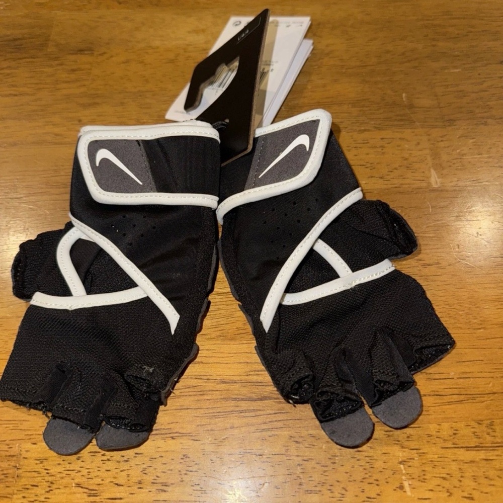 Nike Premium Heavyweight Gloves Women’s Large Gym Training Black Gray 89052 New